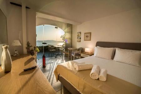 Kratiras View Luxury Suites - 64