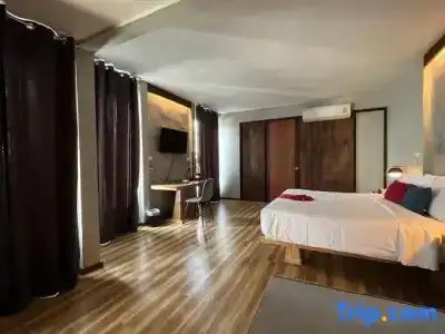 Tanya Baan Bon Doi - 68