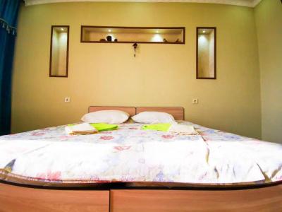 Kurak Homestay & - 1