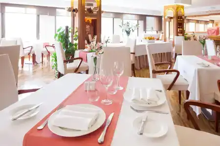 Royal Plaza - 16