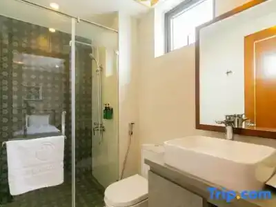 Ritzy Boutique Da Nang - 77