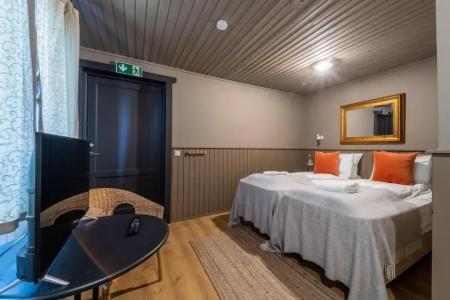 Riverfront Boutique - 22