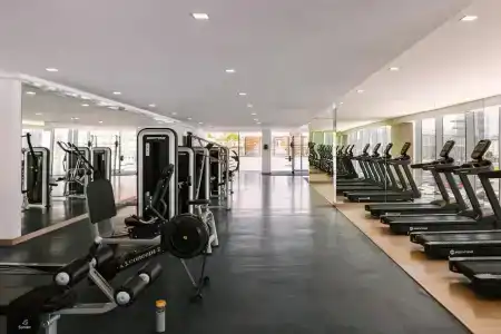 Sonder Downtown Towers - 24