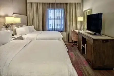 Hampton Inn Miami Beach - Mid Beach - 54