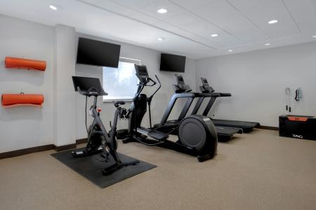 Home2 Suites By Hilton West - 20