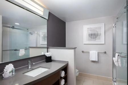 Courtyard by Marriott at Old Town - 52