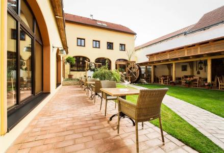 Selsky Dvur - Bohemian Village Courtyard - 26