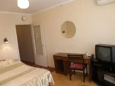 Виктория - 4