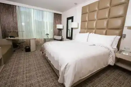 Renaissance by Marriott - 49