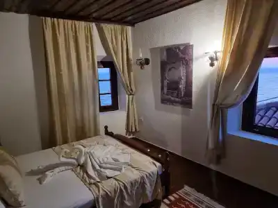 Kulla e Balshajve - 63