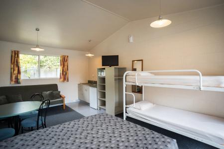 Nelson City Top 10 Holiday Park - 1