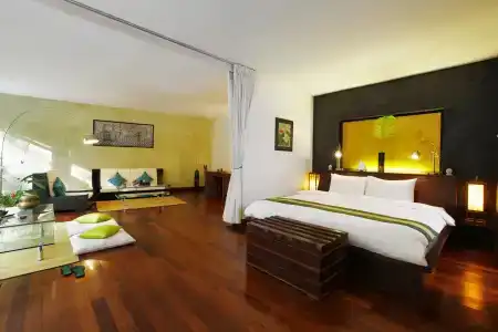 Heritage Suites - 6