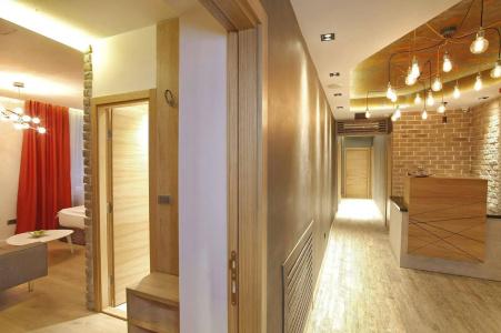 One Luxury Suites - 12