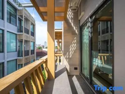 Shan Villas Sukhumvit - 379