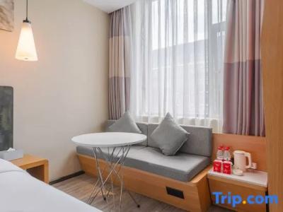 Ibis Chengdu Yongfeng - 60
