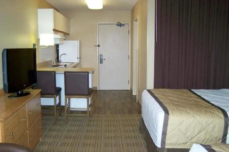Extended Stay America Suites - - Airport - 39