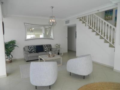 2nd Avenue Beachside - 11