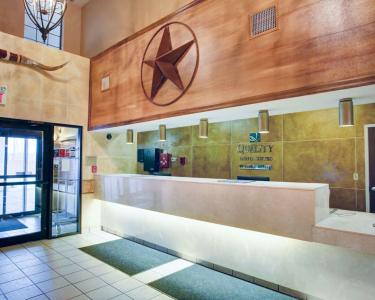 Quality Inn & Suites Austin Airport - 1