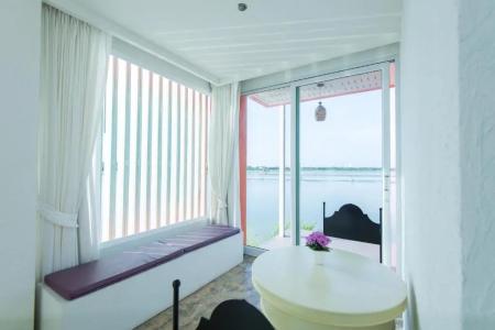 Baan Talay See Cream Resort - 41