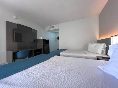 6-Bakersfield, CA - South - 81