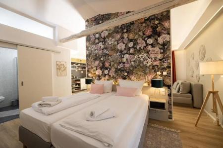 Little Suite - 42