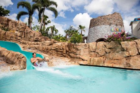 Universal's Loews Sapphire Falls Resort - 15