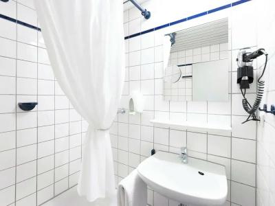 Greet Darmstadt - an Accor - - 58