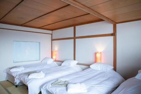Address Nozawa - 52