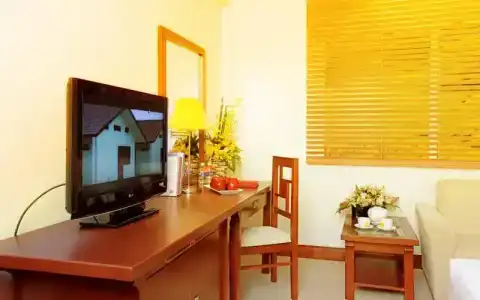 Dong Khanh - 30
