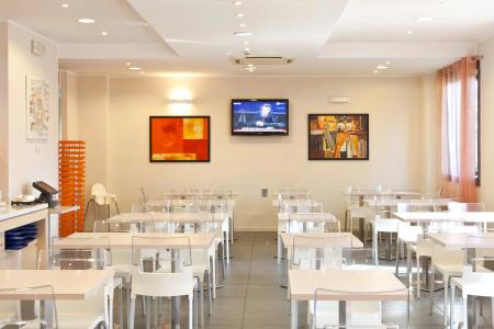 Holiday Inn Express, An Ihg - 31