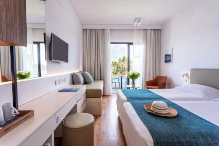 Louis Phaethon Beach - 48