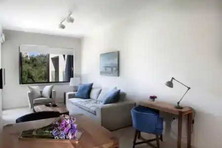 Aethrion Boutique Homes - 42