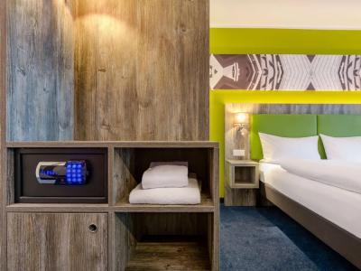 ibis Styles Tuebingen - 61