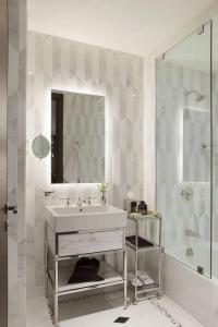 The Marmara Park Avenue - 34