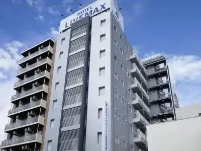 Livemax-Ekimae - 0