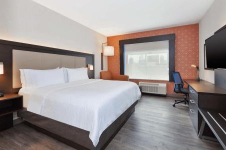 Holiday Inn Express & Suites - Holland Tunnel, an IHG - 17