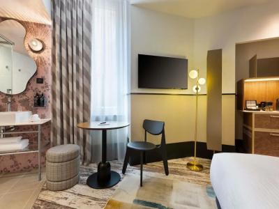 Best Western Toulouse Centre Les Capitouls - 63