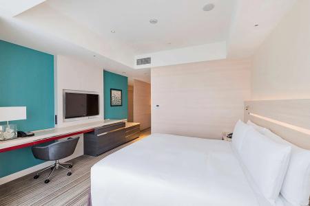Hilton Okinawa Chatan Resort - 12