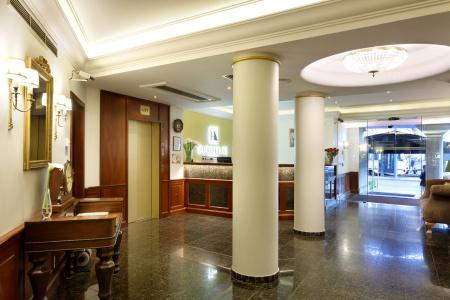 Eurostars Montgomery - 44