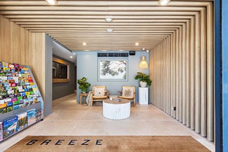 Breeze - 8