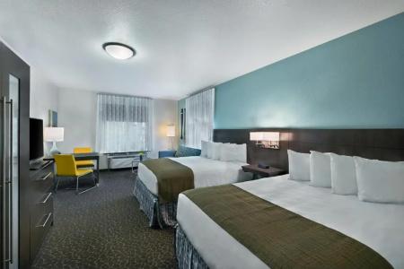 Oxford Suites - 32