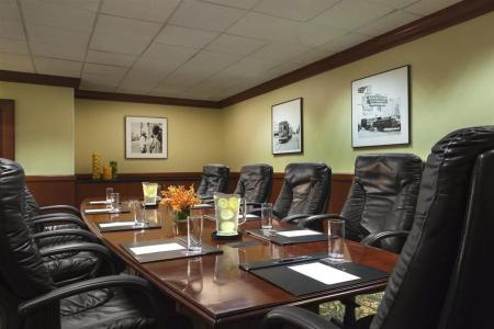 Sheraton New Orleans - 16