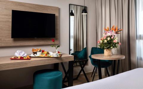 Golden Tulip El Mechtel - 72