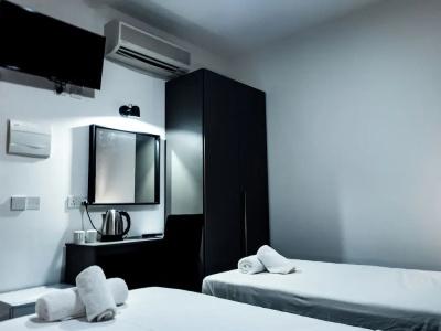 Ulysses ApartHotel - 11