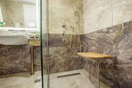 Karpalas City & Spa - 36