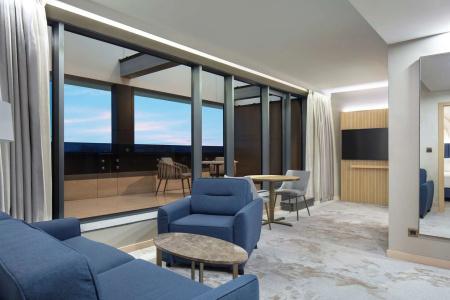 Doubletree By Hilton Center - 6