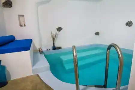 Iconic Santorini, a Boutique Cave - 6