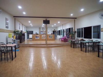 At Night Airport Resort - 7