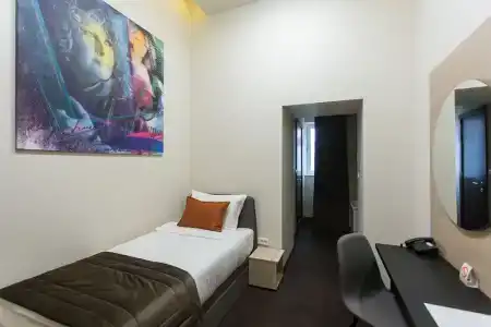 Grand Hedonist - 28
