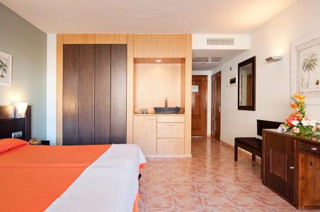 The Costa Taurito - 34